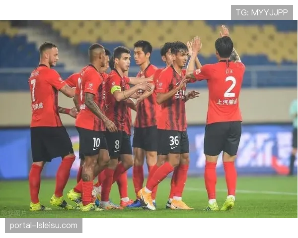 天津津门虎2-3遭上海申花逆转，拉唐梅开二度显神威